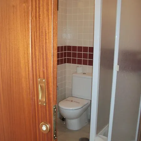 Aparthotel Triana Ii *